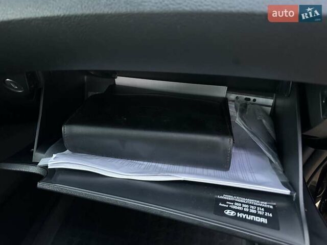 Чорний Хендай Санта Фе, об'ємом двигуна 2.2 л та пробігом 199 тис. км за 19397 $, фото 198 на Automoto.ua