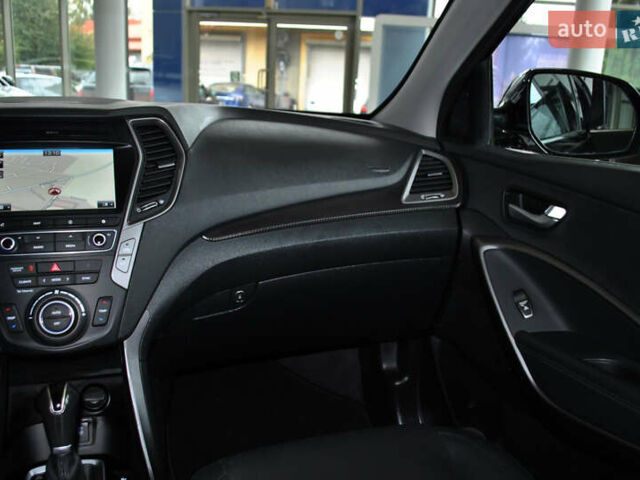 Черный Хендай Санта Фе, объемом двигателя 2.2 л и пробегом 130 тыс. км за 23500 $, фото 48 на Automoto.ua