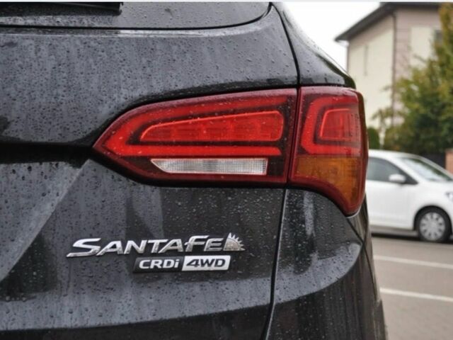 Черный Хендай Санта Фе, объемом двигателя 2 л и пробегом 100 тыс. км за 8300 $, фото 4 на Automoto.ua