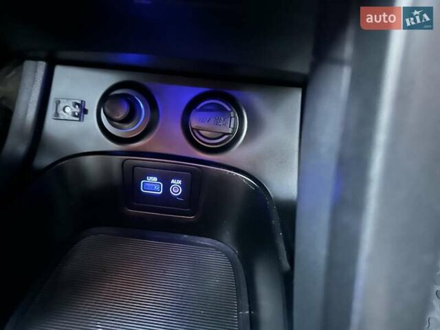 Чорний Хендай Санта Фе, об'ємом двигуна 2.2 л та пробігом 199 тис. км за 19397 $, фото 119 на Automoto.ua