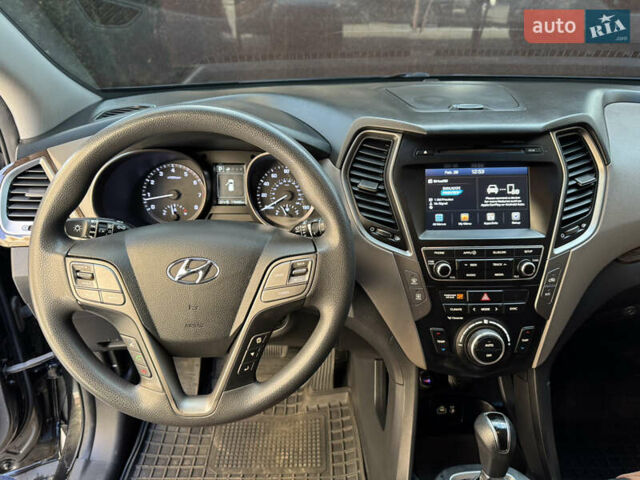 Чорний Хендай Санта Фе, об'ємом двигуна 2.4 л та пробігом 150 тис. км за 14500 $, фото 21 на Automoto.ua