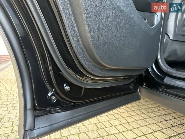 Чорний Хендай Санта Фе, об'ємом двигуна 2.2 л та пробігом 199 тис. км за 19397 $, фото 141 на Automoto.ua