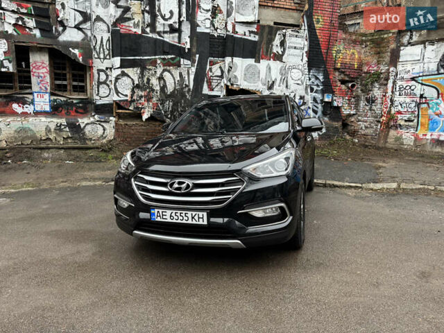 Черный Хендай Санта Фе, объемом двигателя 2 л и пробегом 175 тыс. км за 19950 $, фото 2 на Automoto.ua