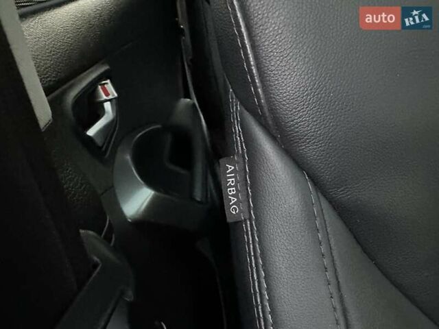 Чорний Хендай Санта Фе, об'ємом двигуна 2.2 л та пробігом 199 тис. км за 19397 $, фото 195 на Automoto.ua