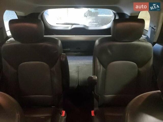 Черный Хендай Санта Фе, объемом двигателя 3.3 л и пробегом 125 тыс. км за 2700 $, фото 9 на Automoto.ua
