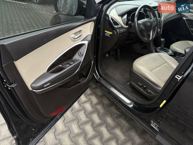 Черный Хендай Санта Фе, объемом двигателя 2.36 л и пробегом 128 тыс. км за 15700 $, фото 17 на Automoto.ua