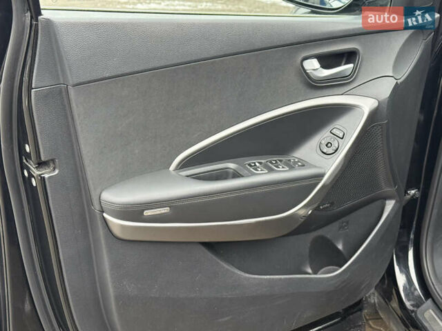 Черный Хендай Санта Фе, объемом двигателя 2.2 л и пробегом 188 тыс. км за 21750 $, фото 36 на Automoto.ua