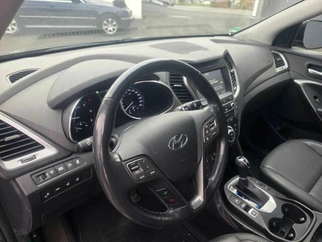 Черный Хендай Санта Фе, объемом двигателя 2.2 л и пробегом 64 тыс. км за 12400 $, фото 10 на Automoto.ua