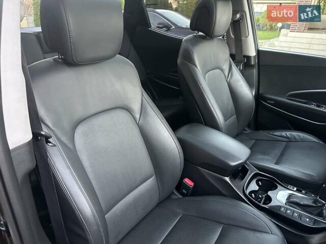 Чорний Хендай Санта Фе, об'ємом двигуна 2.2 л та пробігом 199 тис. км за 19397 $, фото 194 на Automoto.ua