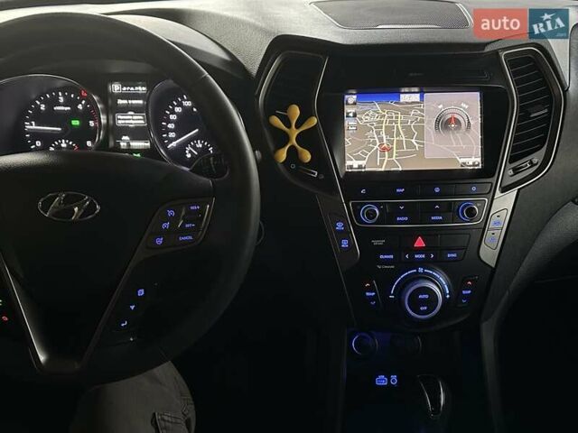 Чорний Хендай Санта Фе, об'ємом двигуна 2.2 л та пробігом 199 тис. км за 19397 $, фото 235 на Automoto.ua