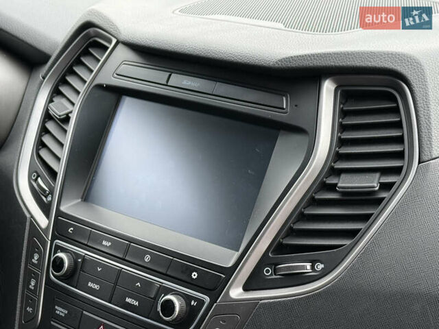 Черный Хендай Санта Фе, объемом двигателя 2.2 л и пробегом 190 тыс. км за 21650 $, фото 54 на Automoto.ua