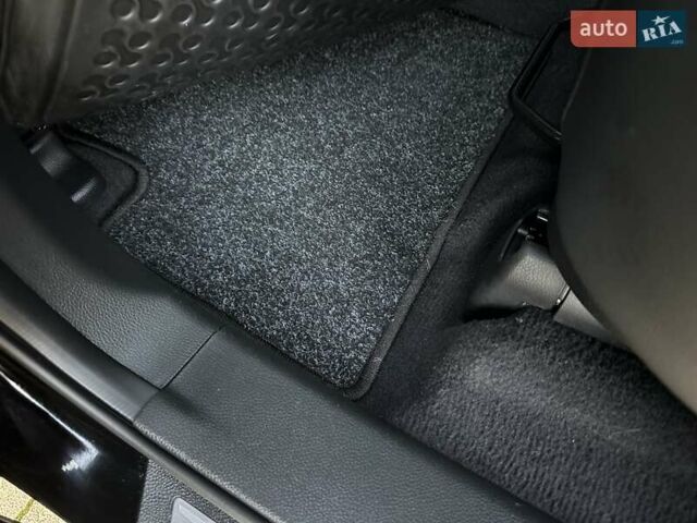 Чорний Хендай Санта Фе, об'ємом двигуна 2.2 л та пробігом 199 тис. км за 19397 $, фото 144 на Automoto.ua