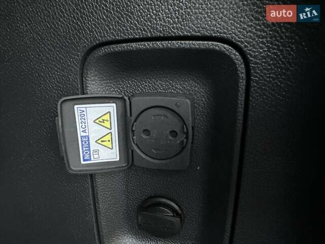 Чорний Хендай Санта Фе, об'ємом двигуна 2.2 л та пробігом 199 тис. км за 19397 $, фото 155 на Automoto.ua