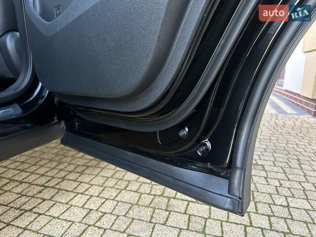 Чорний Хендай Санта Фе, об'ємом двигуна 2.2 л та пробігом 199 тис. км за 19397 $, фото 181 на Automoto.ua