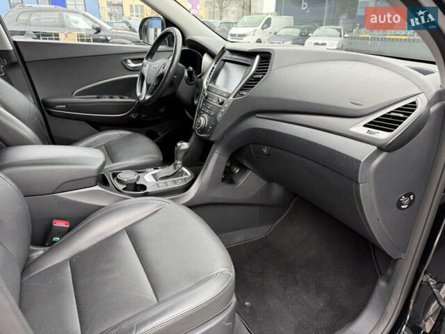 Черный Хендай Санта Фе, объемом двигателя 2.2 л и пробегом 190 тыс. км за 21650 $, фото 47 на Automoto.ua