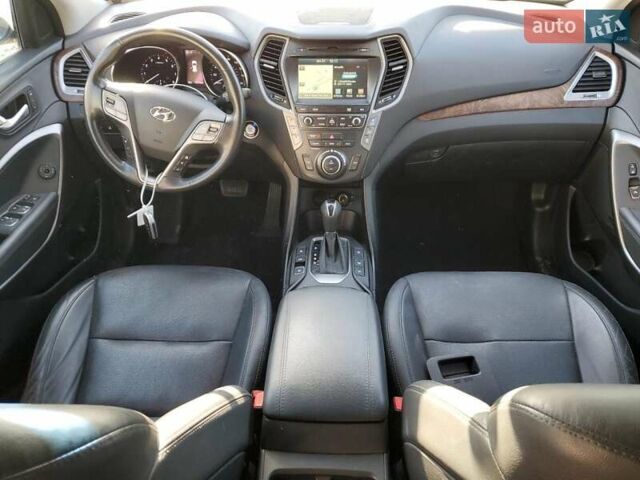 Черный Хендай Санта Фе, объемом двигателя 3.3 л и пробегом 125 тыс. км за 2700 $, фото 7 на Automoto.ua