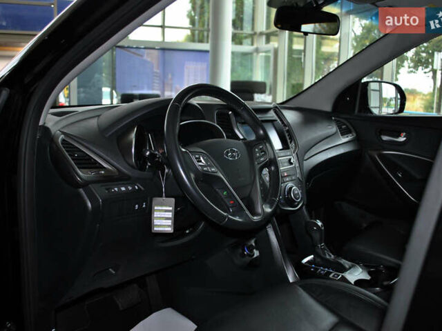 Черный Хендай Санта Фе, объемом двигателя 2.2 л и пробегом 130 тыс. км за 23500 $, фото 22 на Automoto.ua