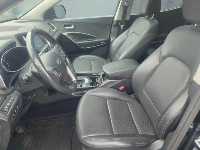 Черный Хендай Санта Фе, объемом двигателя 2.2 л и пробегом 64 тыс. км за 12400 $, фото 9 на Automoto.ua