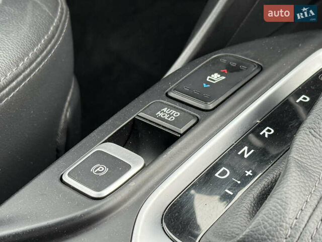 Черный Хендай Санта Фе, объемом двигателя 2.2 л и пробегом 190 тыс. км за 21650 $, фото 58 на Automoto.ua