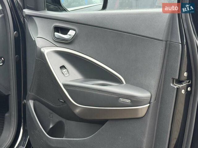 Чорний Хендай Санта Фе, об'ємом двигуна 2.2 л та пробігом 190 тис. км за 20999 $, фото 50 на Automoto.ua