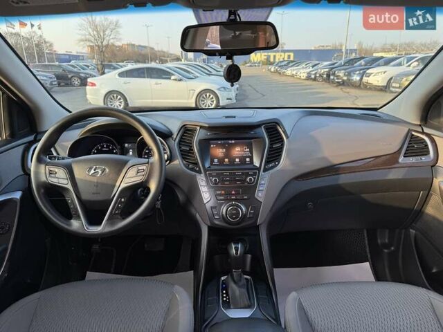 Чорний Хендай Санта Фе, об'ємом двигуна 3.34 л та пробігом 85 тис. км за 17700 $, фото 16 на Automoto.ua