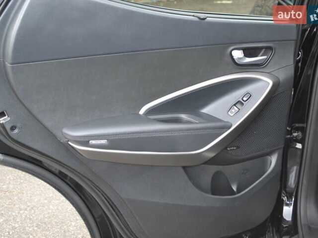 Хендай Санта Фе 2017 в Белой Церкве на Automoto.ua Черный Хендай Санта Фе, объемом двигателя 2.2 л и пробегом 122 тыс. км за 24500 $, фото 58 на Automoto.ua