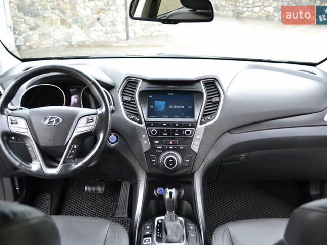 Хендай Санта Фе 2017 в Белой Церкве на Automoto.ua Черный Хендай Санта Фе, объемом двигателя 2.2 л и пробегом 122 тыс. км за 24500 $, фото 48 на Automoto.ua