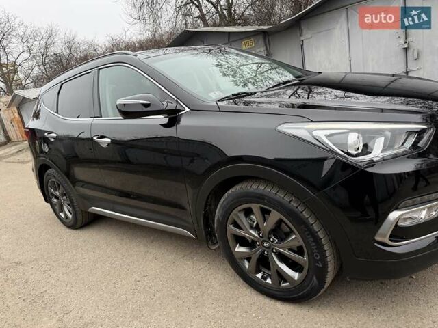 Черный Хендай Санта Фе, объемом двигателя 2 л и пробегом 8 тыс. км за 23000 $, фото 9 на Automoto.ua