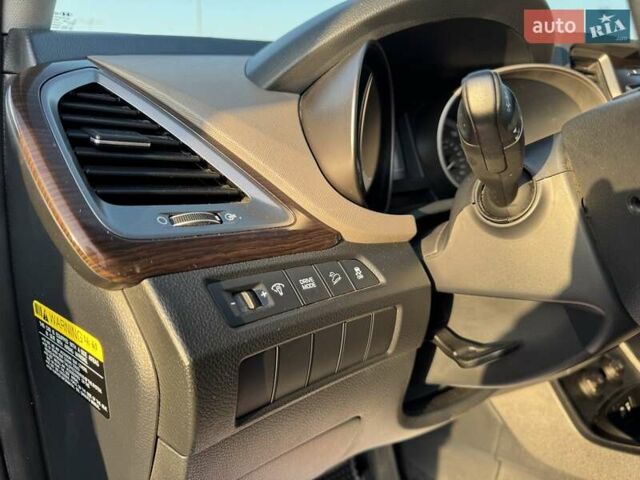 Чорний Хендай Санта Фе, об'ємом двигуна 3.34 л та пробігом 85 тис. км за 17700 $, фото 10 на Automoto.ua