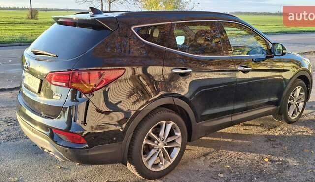 Черный Хендай Санта Фе, объемом двигателя 2.2 л и пробегом 122 тыс. км за 23500 $, фото 3 на Automoto.ua