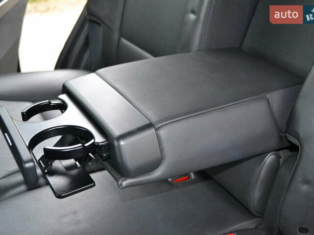 Хендай Санта Фе 2017 в Белой Церкве на Automoto.ua Черный Хендай Санта Фе, объемом двигателя 2.2 л и пробегом 122 тыс. км за 24500 $, фото 60 на Automoto.ua