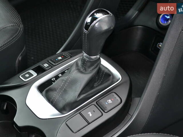 Хендай Санта Фе 2017 в Белой Церкве на Automoto.ua Черный Хендай Санта Фе, объемом двигателя 2.2 л и пробегом 122 тыс. км за 24500 $, фото 36 на Automoto.ua