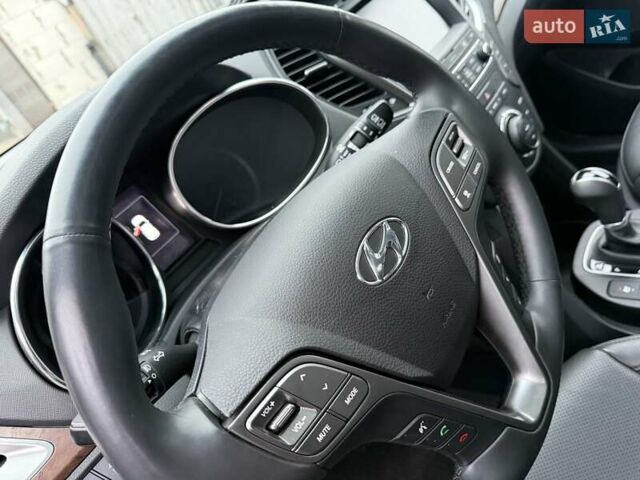 Черный Хендай Санта Фе, объемом двигателя 2 л и пробегом 8 тыс. км за 23000 $, фото 18 на Automoto.ua