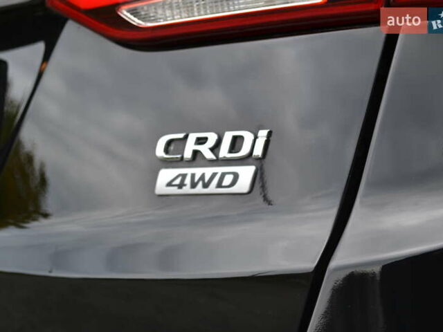 Хендай Санта Фе 2017 в Белой Церкве на Automoto.ua Черный Хендай Санта Фе, объемом двигателя 2.2 л и пробегом 122 тыс. км за 24500 $, фото 74 на Automoto.ua