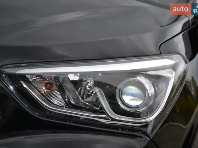 Хендай Санта Фе 2017 в Белой Церкве на Automoto.ua Черный Хендай Санта Фе, объемом двигателя 2.2 л и пробегом 122 тыс. км за 24500 $, фото 16 на Automoto.ua