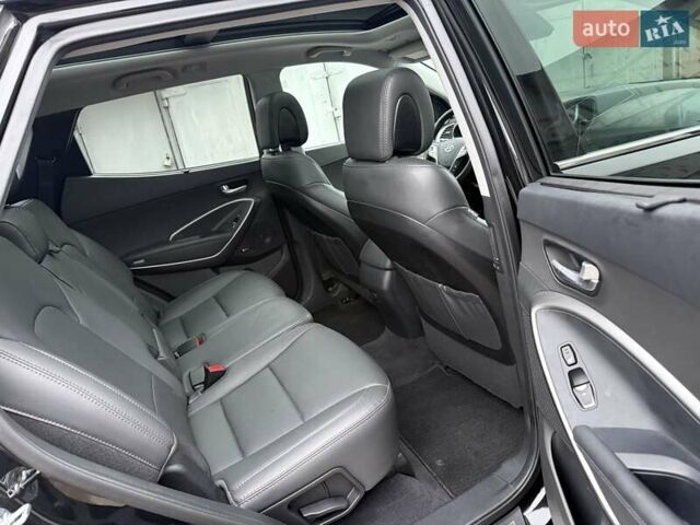 Черный Хендай Санта Фе, объемом двигателя 2 л и пробегом 8 тыс. км за 23000 $, фото 14 на Automoto.ua