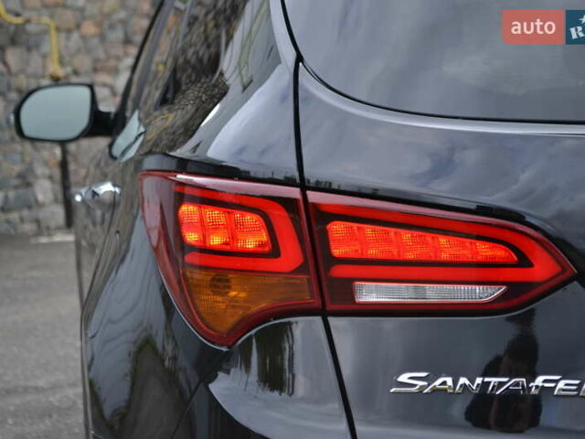 Хендай Санта Фе 2017 в Белой Церкве на Automoto.ua Черный Хендай Санта Фе, объемом двигателя 2.2 л и пробегом 122 тыс. км за 24500 $, фото 6 на Automoto.ua