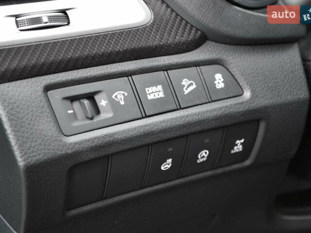 Хендай Санта Фе 2017 в Белой Церкве на Automoto.ua Черный Хендай Санта Фе, объемом двигателя 2.2 л и пробегом 122 тыс. км за 24500 $, фото 44 на Automoto.ua