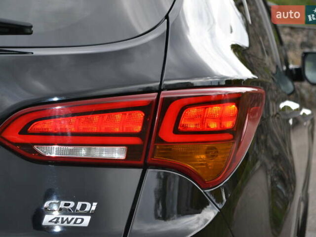 Хендай Санта Фе 2017 в Белой Церкве на Automoto.ua Черный Хендай Санта Фе, объемом двигателя 2.2 л и пробегом 122 тыс. км за 24500 $, фото 7 на Automoto.ua