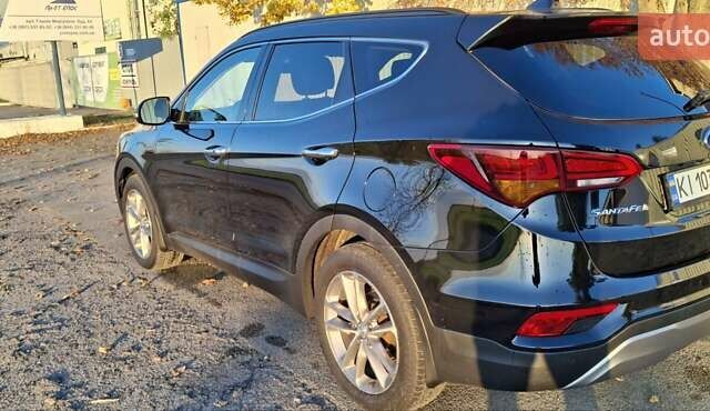 Черный Хендай Санта Фе, объемом двигателя 2.2 л и пробегом 122 тыс. км за 23500 $, фото 1 на Automoto.ua