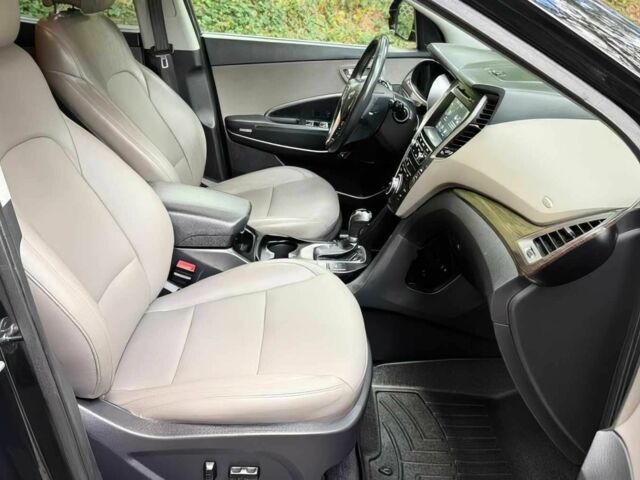 Чорний Хендай Санта Фе, об'ємом двигуна 2.4 л та пробігом 52 тис. км за 14100 $, фото 7 на Automoto.ua