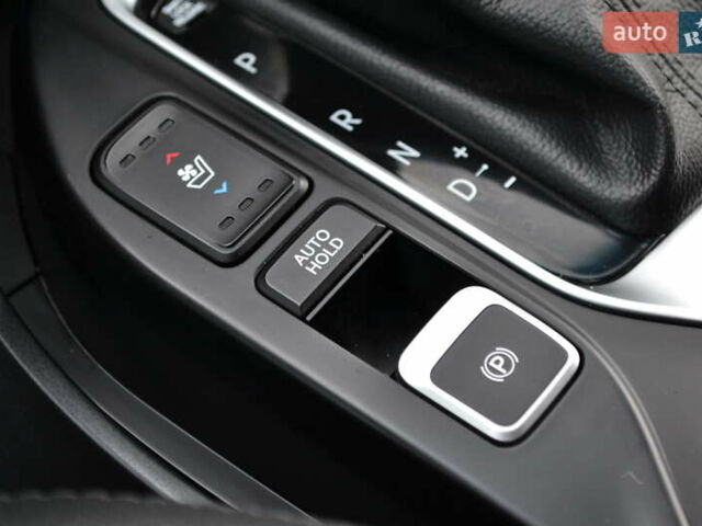 Хендай Санта Фе 2017 в Белой Церкве на Automoto.ua Черный Хендай Санта Фе, объемом двигателя 2.2 л и пробегом 122 тыс. км за 24500 $, фото 45 на Automoto.ua