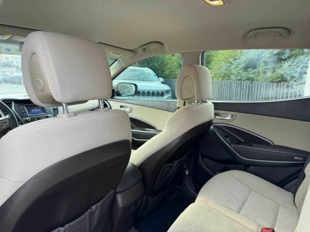 Хендай Санта Фе 2017 в Луцке на Automoto.ua Черный Хендай Санта Фе, объемом двигателя 2.4 л и пробегом 107 тыс. км за 12600 $, фото 7 на Automoto.ua