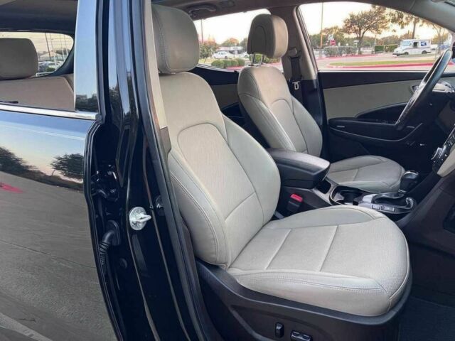 Черный Хендай Санта Фе, объемом двигателя 2 л и пробегом 59 тыс. км за 7800 $, фото 8 на Automoto.ua