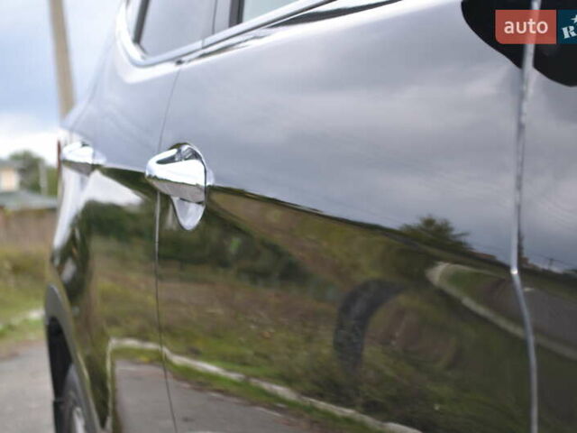 Хендай Санта Фе 2017 в Белой Церкве на Automoto.ua Черный Хендай Санта Фе, объемом двигателя 2.2 л и пробегом 122 тыс. км за 24500 $, фото 26 на Automoto.ua