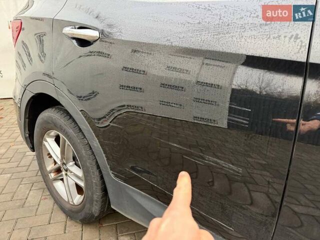 Черный Хендай Санта Фе, объемом двигателя 2.4 л и пробегом 245 тыс. км за 11200 $, фото 17 на Automoto.ua