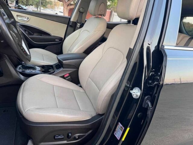 Черный Хендай Санта Фе, объемом двигателя 2 л и пробегом 59 тыс. км за 7800 $, фото 10 на Automoto.ua