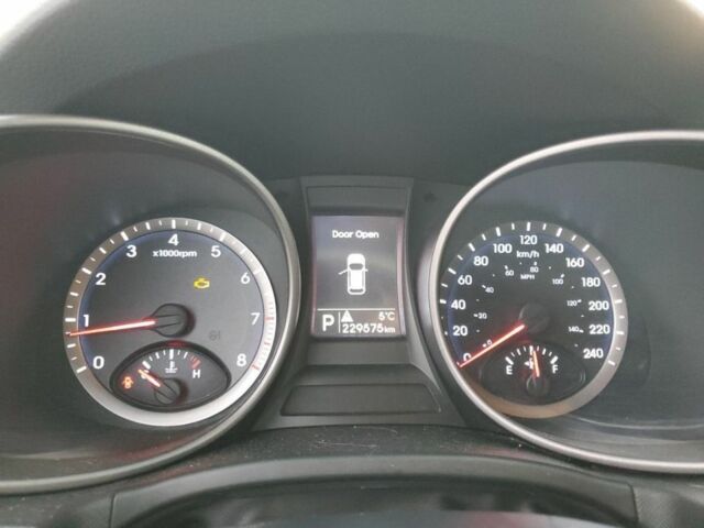 Черный Хендай Санта Фе, объемом двигателя 0 л и пробегом 99 тыс. км за 8800 $, фото 6 на Automoto.ua