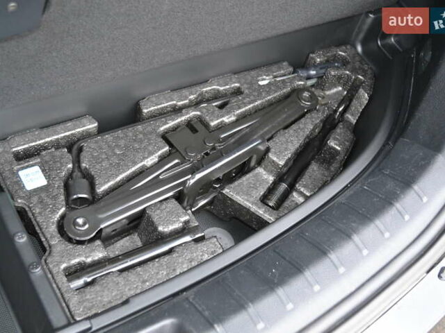 Хендай Санта Фе 2017 в Белой Церкве на Automoto.ua Черный Хендай Санта Фе, объемом двигателя 2.2 л и пробегом 122 тыс. км за 24500 $, фото 67 на Automoto.ua