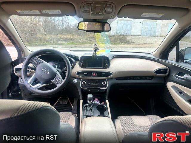 Чорний Хендай Санта Фе, об'ємом двигуна 2.4 л та пробігом 99 тис. км за 25000 $, фото 9 на Automoto.ua